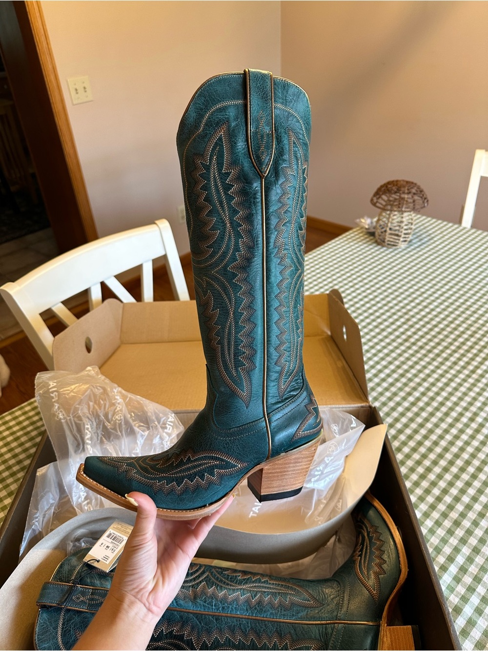 Ariat Turquoise Casanova Boots